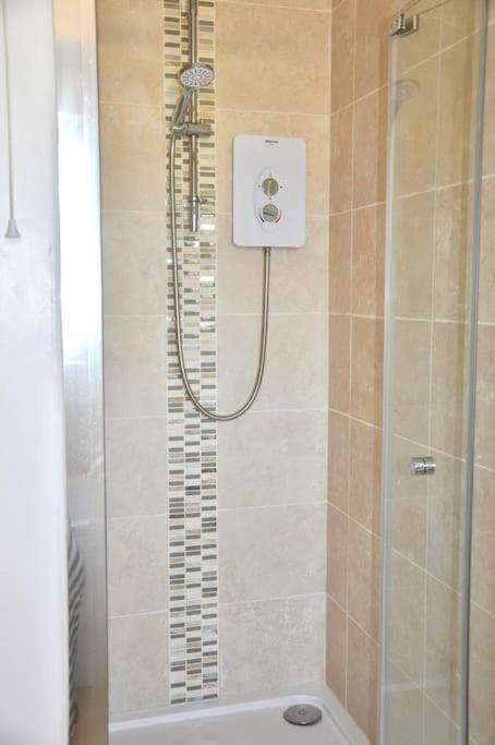 Stunning Annexe 1 Luxury Bedroom, Eating Area & Bathroom Only! Truro Exterior photo